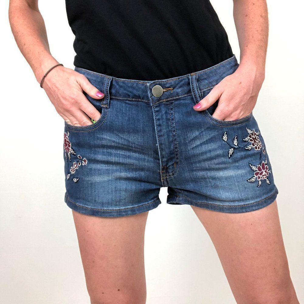 Harper Floral Embroidered Shorts